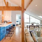 Ocean View Penthouse - Apartment